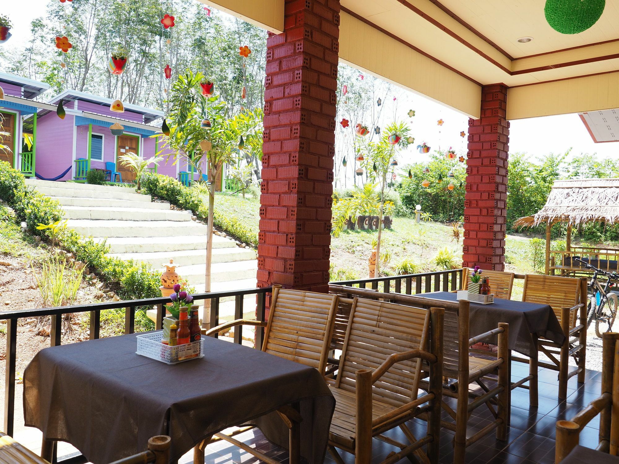 Anyaman Lanta House Hotel เกาะลันตา ภายนอก รูปภาพ