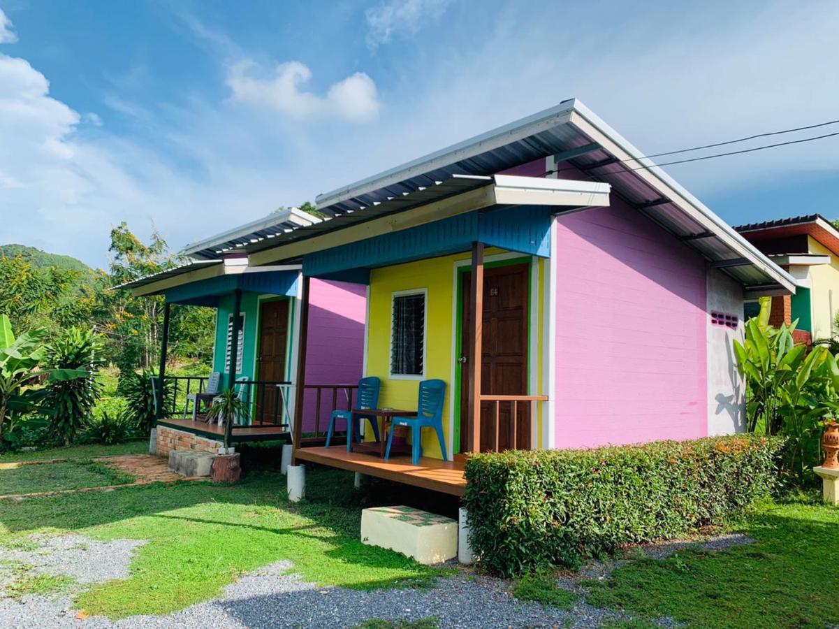 Anyaman Lanta House Hotel เกาะลันตา ภายนอก รูปภาพ