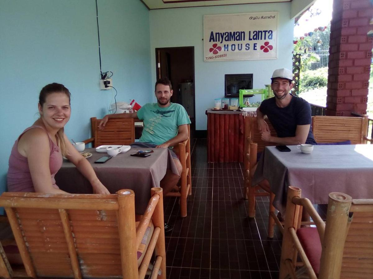 Anyaman Lanta House Hotel เกาะลันตา ภายนอก รูปภาพ